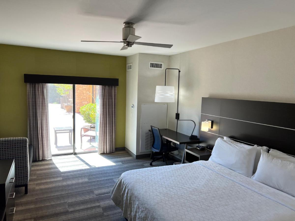 Holiday Inn Express Hotel & Suites El Dorado Hills By Ihg Exterior photo